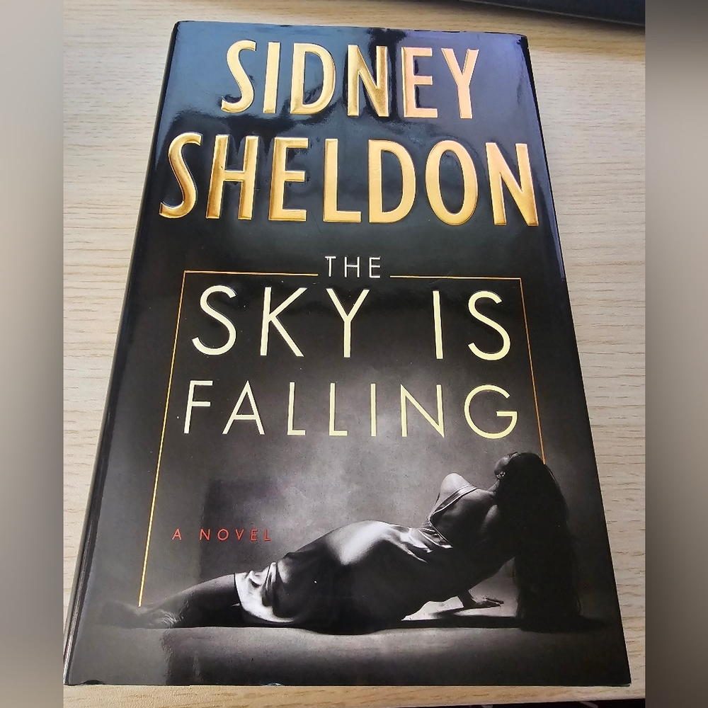 Sidney Sheldon “The Sky Is Falling” Hardcover Book | Thriller Mystery Bestseller